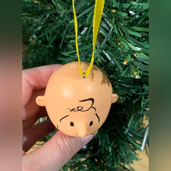 4 for $20 Charlie Brown Christmas Ornament - Picture 8 of 9